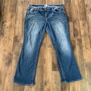Nice ZCO Bootcut Bling Jeans❣️